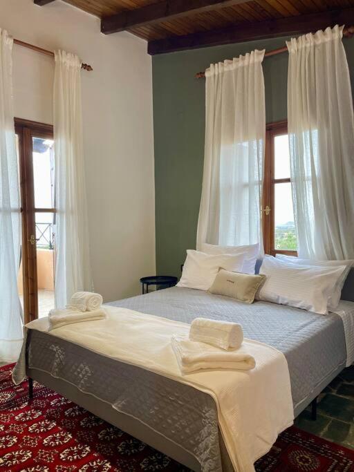 Almond Home Livadia  Экстерьер фото