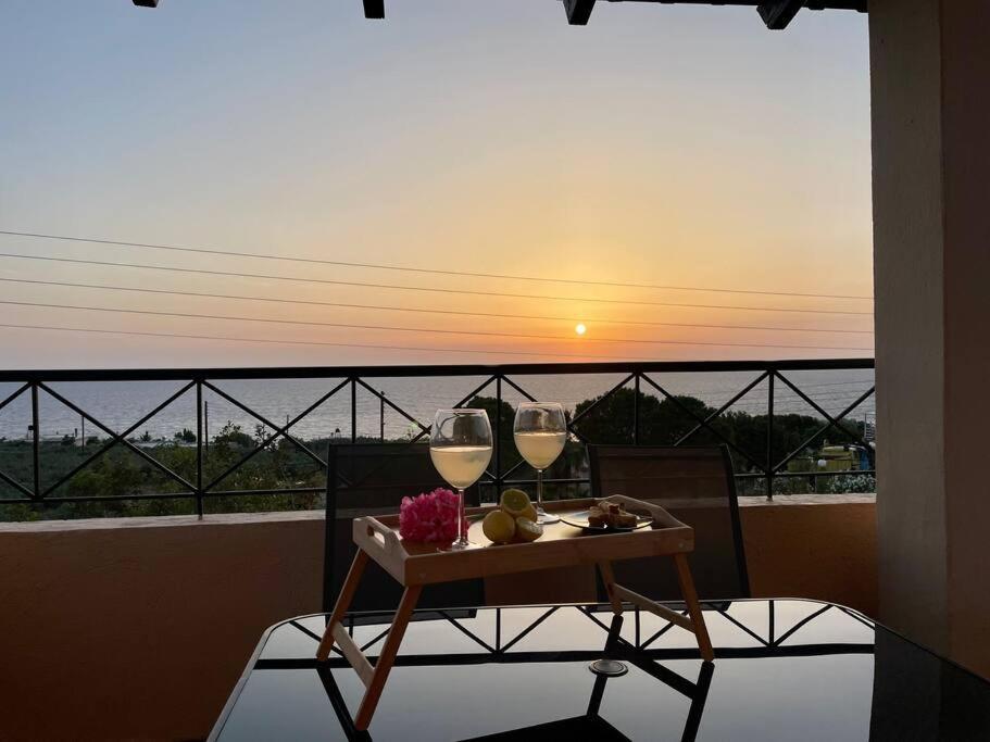 Almond Home Livadia  Экстерьер фото