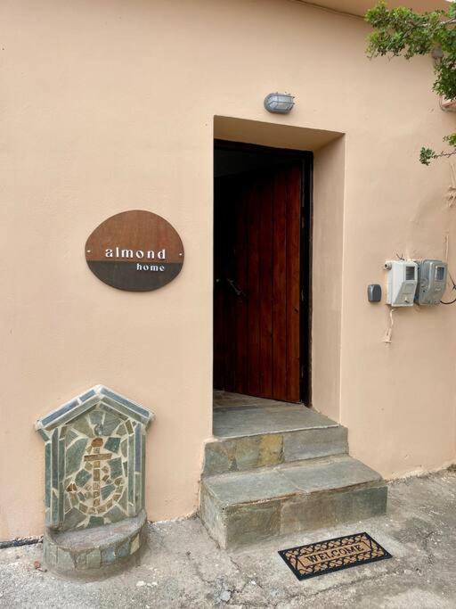 Almond Home Livadia  Экстерьер фото