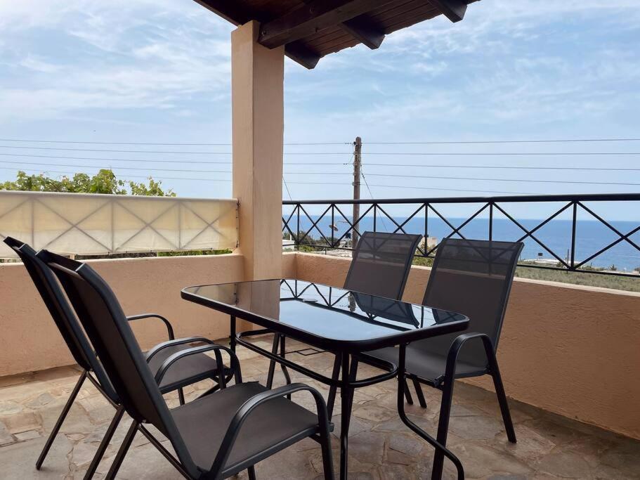 Almond Home Livadia  Экстерьер фото